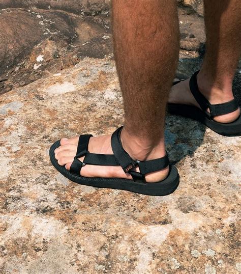 Pin De Fayek Ragheb En Mens Legs Moda De Verano Para Hombre Zapatos