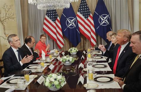 Ziel ist es, eine strategie für das kommende jahrzehnt festzulegen. Nato-Gipfel: Trump poltert gleich beim Frühstück gegen ...