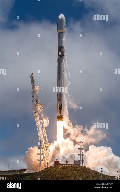 The Spacex Falcon 9 Rocket Carrying The Nasa German Research Centre For