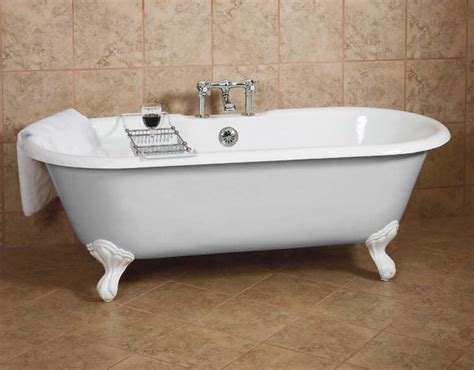 Bath & shower faucets, fixed support type. Old-fashioned Dual bathtub, for those cozy baths together
