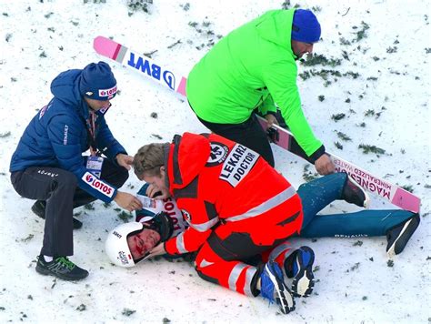 Tandes gesundheitszustand sei nach dem transport stabil, hieß es. Tande gewinnt Weltcup-Auftakt - Skispringen | SportNews.bz