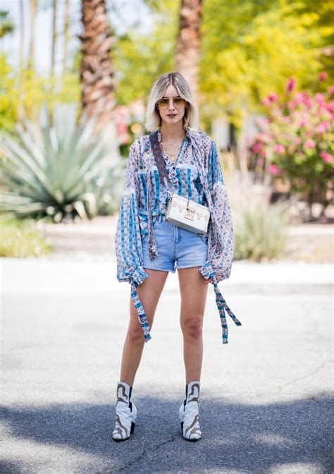 Team Them With Denim Cutoffs And A Flowy Blouse How To Wear Boots In