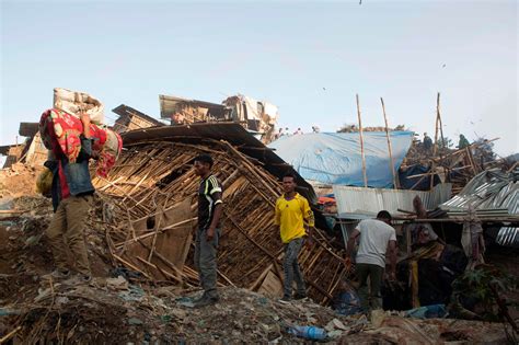 46 Killed Dozens Missing In Ethiopia Garbage Dump Landslide The
