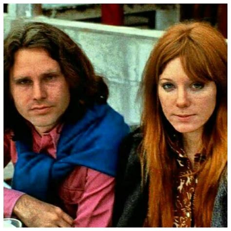 Some Rare Pictures Of Jim Morrison With Girlfriend Pamela Courson Quotesbae