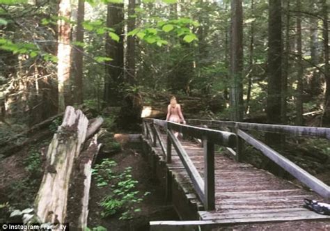 National Nude Hiking Day Celebrated With Revealing Photos Daily Mail