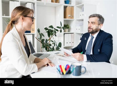 Hr Manager Interviewing Job Candidate Stock Photo Alamy