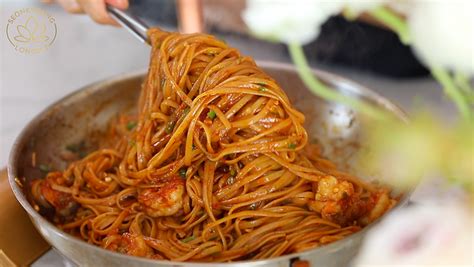 Quick Spicy Garlic Shrimp Noodles Recipe And Video Seonkyoung Longest