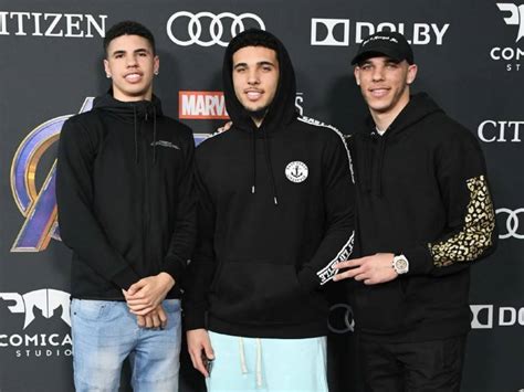 Lonzo anderson ball (born october 27, 1997) is an american professional basketball player for the new orleans pelicans of the national basketball association (nba). Lonzo, LaMelo & LiAngelo Ball Sign To JAY-Z's Roc Nation ...