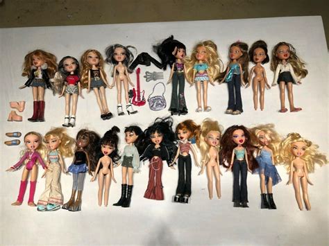 Bratz Lot Of Vintage Early 2000s Dolls 3786181131