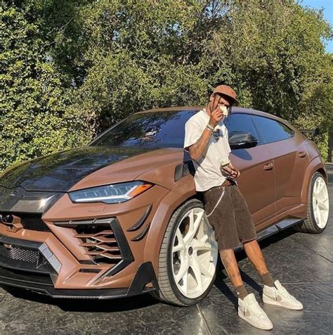 Travis Scotts Lamborghini Urus Follows The Same Chocolate Rule As His