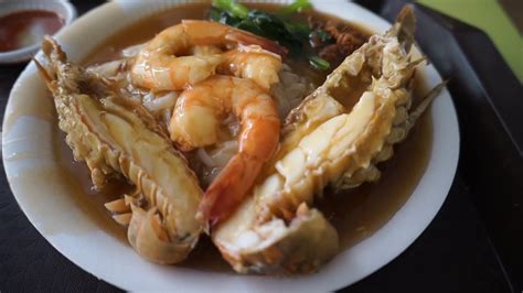 Chinatown (exit via chinatown point). Tuck Kee Sah Hor Fun & Heng Kee Curry Mee @ Hong Lim Food ...