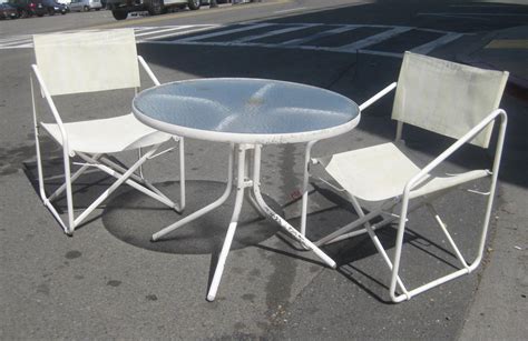 Uhuru Furniture And Collectibles Sold White Patio Table And 2 Chairs Set