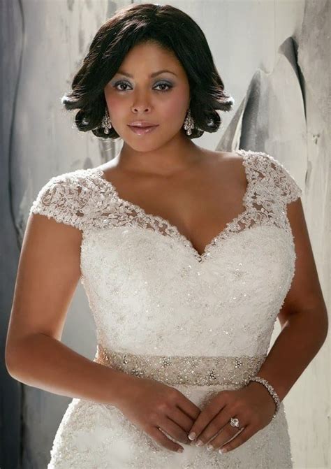 plus size wedding dresses with sleeves1