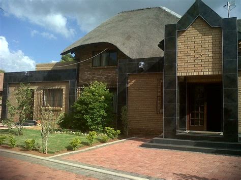 Открыть страницу «the village guest house» на facebook. Midrand Global Village Guest House