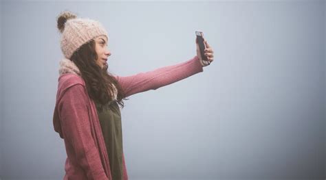 Are Your Selfies A Sign Of Narcissism
