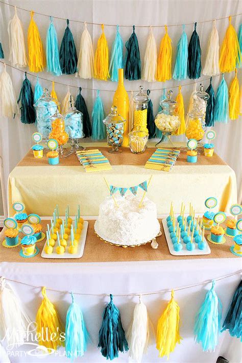 For a color scheme, choose gold or silver paired with pink or the very regal purple. 41 Gender Neutral Baby Shower Décor Ideas That Excite ...