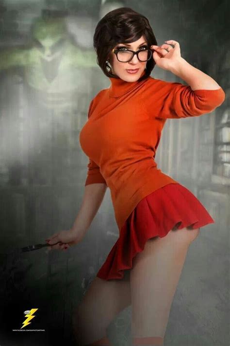 Kristen Hughey As Velma Dinkley Cosplay Pinterest