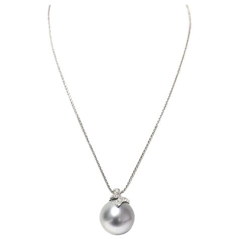 Yvel Pearl And Diamonds Necklace N295blssw For Sale At 1stdibs Yvel
