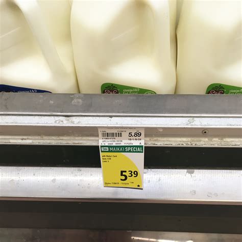 A tourist's guide to grocery shopping in Hawaii | Tangled Up In Food