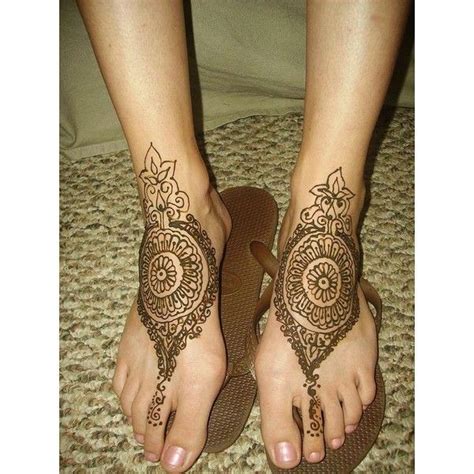 25 Henna Tattoo Design And Placement Ideas The Xerxes Liked On Polyvore