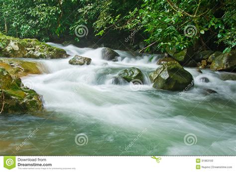 Natural Water Flow Stock Image Image Of Recreation Flowing 31963193