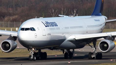 Lufthansa Airbus A340 300 Early Morning Arrival Close Up Taxing Hd