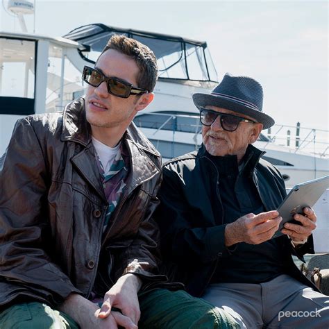 Film Updates On Twitter First Look At Pete Davidson And Joe Pesci In