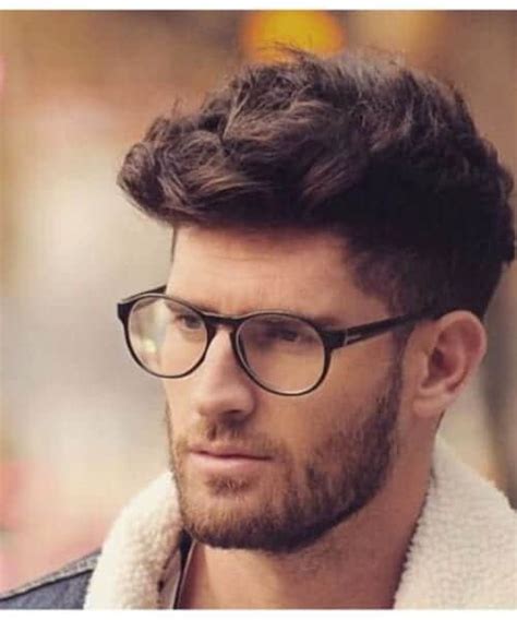 Here are prime curly hairstyles for men that having thicker curly hair can be really challenging to style. 45 Short Curly Hairstyles for Men with Fabulous Curls ...