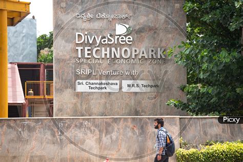 Image Of Divyasree Technopark Special Economic Zone Ro559126 Picxy