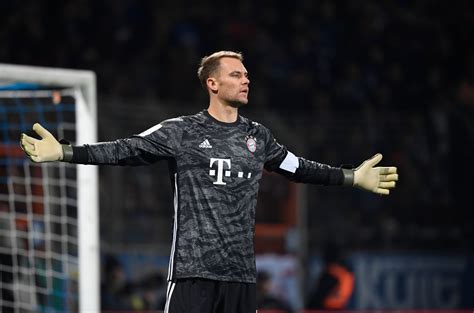 Manuel Neuer wants Bayern Munich players to improve quickly
