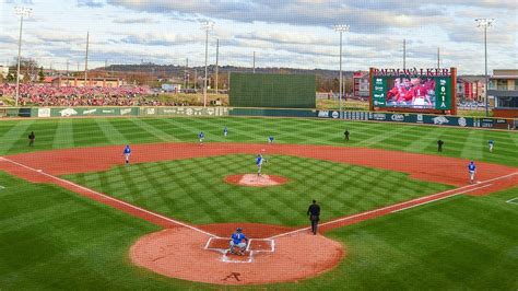 Henry Recalling Getting Baum Walker Stadium Opening Hit That Line