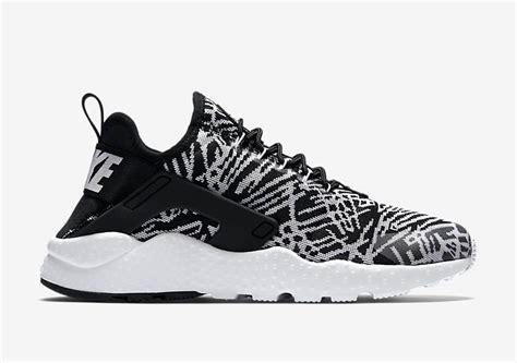 Get ready for the winter with our winter accessories range and ensure the cold won't bite this time around. Are These New Nike Huaraches A Response To The Yeezy Boost ...