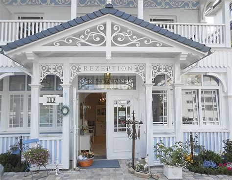 Öffnungszeiten von haus midsommer appartementvermietung in strandallee 160, 23669, timmendorfer strand deutschland inklusive kontaktdaten wie adresse, telefonnummer haus midsommer appartementvermietung öffnungszeiten. Nordic Style …una romantica casa vacanze nel mar Baltico ...