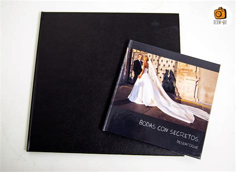 Hoy es el gran día, pronto me levantaré para empezar con los preparativos, peluquería, maquillaje… luego vendrá mi fotógrafo, me alegro de haberlo conocido. Álbum digital de boda