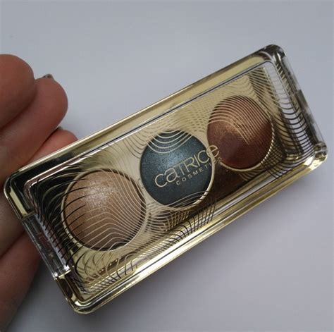 Catrice Pulse Of Purism Pure Metal Palette C Metal Myself And I Le