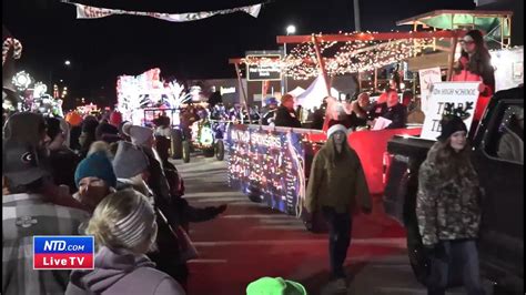 Live Christmas Parade Of Lights In Ida Michigan Youtube