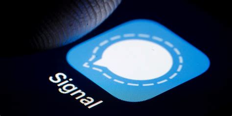 Signals Downloads Skyrocketed 4 200 After Whatsapp Changed Facebook