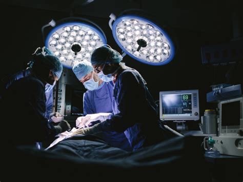Study Says The Gender Of Your Surgeon Can Impact Post Surgery Health