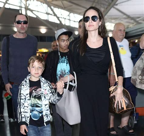 Angelina Jolie Despide A Quien Fungía Como Figura Paterna De Sus Hijos ¿por