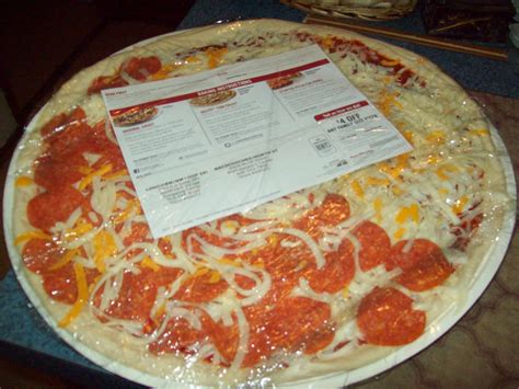 Mimi Loves All 8: Papa Murphy's Take 'N" Bake Pizza Review