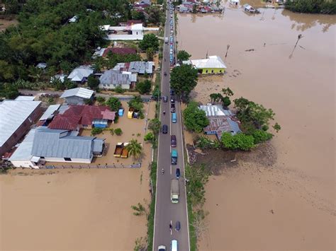 Jumlah mangsa banjir di terengganu pagi isnin berkurangan kepada 1,022 orang berbanding 1,606 orang malam ahad. Banjir Terparah di Aceh Jaya Sepanjang 2016, Ketinggian ...