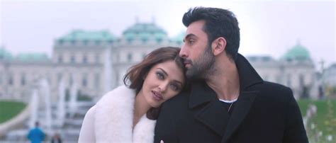 Ae dil hai mushkil offers little in terms of story and fails to get the audience empathise or feel for the characters and events in the movie. Ae Dil Hai Mushkil: Movie Trailer - A Potpourri of Vestiges