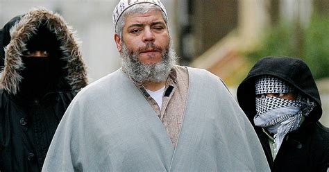 Us Court Jails Radical Imam Abu Hamza For Life For Terrorism Euronews