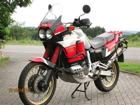 Pièces détachées adaptables et accessoires pour la honda xrv 750 n africa twin rd04 92. Africa Twin Rd04 Honda usato in Italia | vedi tutte i 52 ...