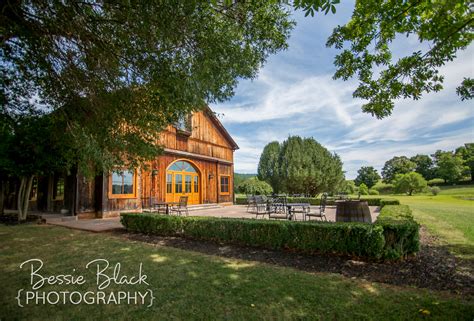 Nicole And Cole Trump Winery Grand Hall Bessie Black Photography
