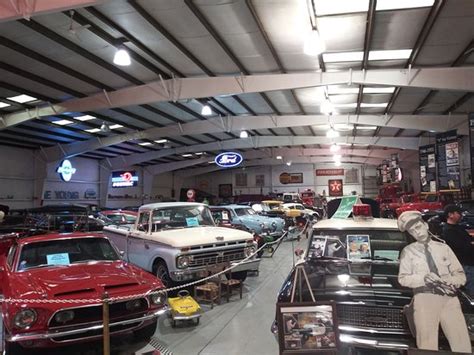 The Bennett Classics Antique Car Museum (Forest City) - Aktuelle 2021