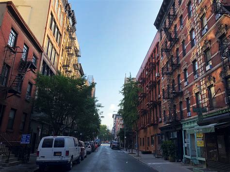 No one wants to live in this $14.5 million apartment in new york's most exclusive building. Cost of Living in New York City for a Month - LifePart2.com