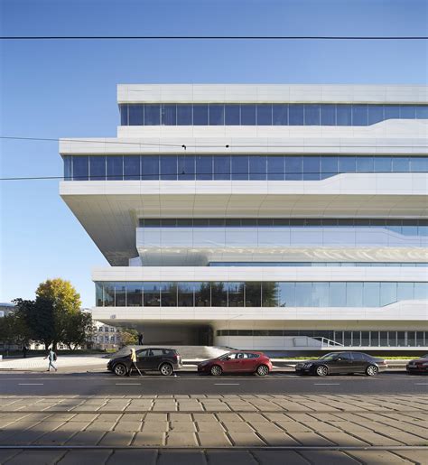 Dominion Office Building By Zaha Hadid Architects 谷德设计网