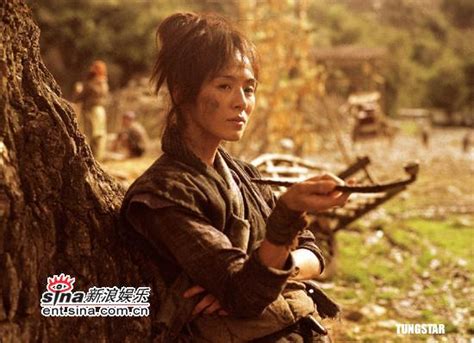 Не было бы счастья, да несчастье помогло.) 焉 yān:哪里，怎么 成语故事 古代塞北的一老汉家的马跑到长城外面那边去了，乡亲们安慰他，他说这不一定是坏事，几天后走. ないこ と がいこ 【新警察故事】