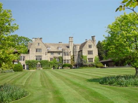 Stonehouse Court Hotel in Cotswolds and nr Stroud : Luxury Hotel Breaks 